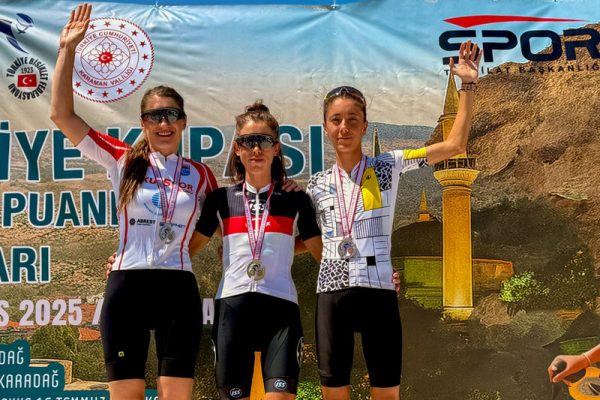 Gamze Ceyhan’ın Solo Gövde Gösterisi