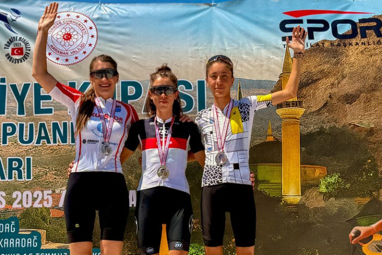 Gamze Ceyhan’ın Solo Gövde Gösterisi